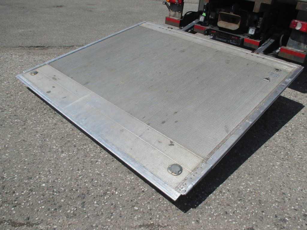 Truk berpendingin Renault Premium 460: gambar 16