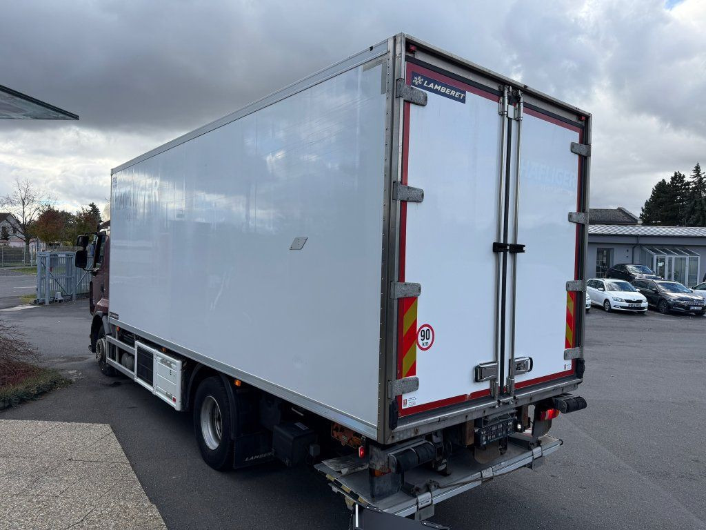 Renault Premium 460 - Truk berpendingin: gambar 5 Renault Premium 460 - Truk berpendingin: gambar 5