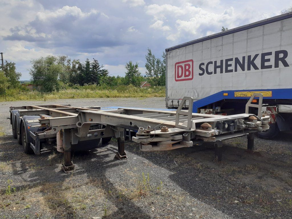 Schmitz Cargobull SCF24 - Semi-trailer pengangkut mobil: gambar 1 Schmitz Cargobull SCF24 - Semi-trailer pengangkut mobil: gambar 1