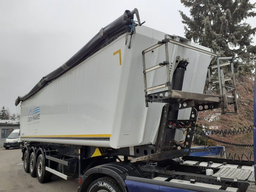 Schmitz Cargobull SKI 50m3 - Semi-trailer jungkit: gambar 1 Schmitz Cargobull SKI 50m3 - Semi-trailer jungkit: gambar 1