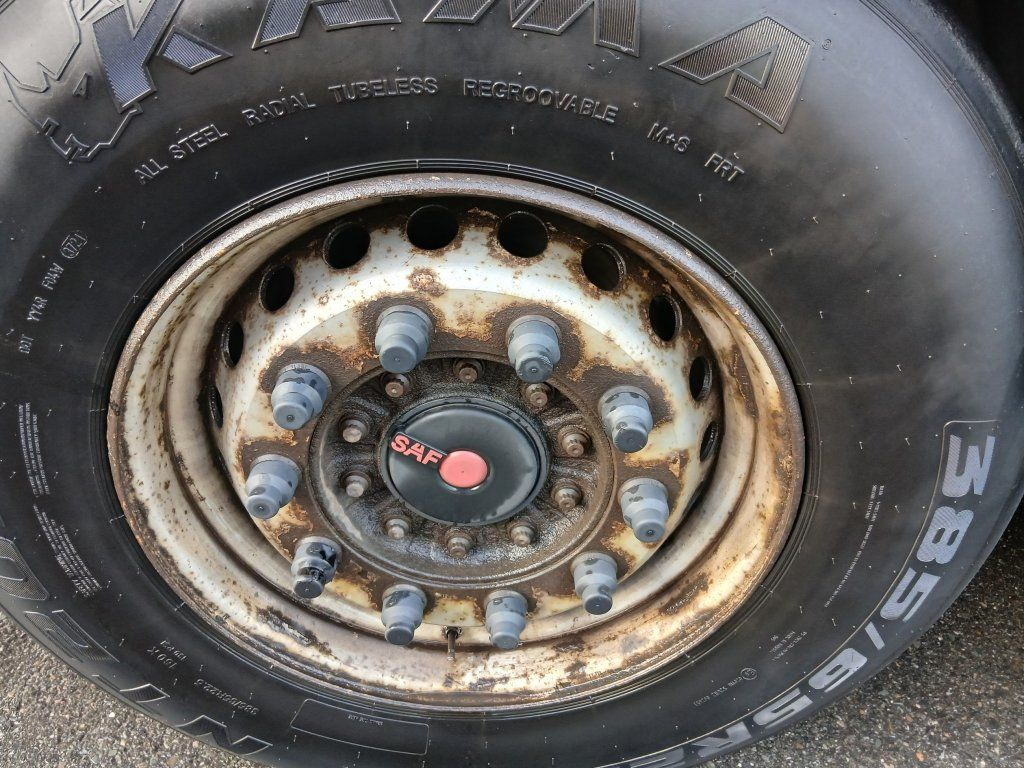 Schwarzmüller SPA 3/E - Semi-trailer dengan terpal samping: gambar 5 Schwarzmüller SPA 3/E - Semi-trailer dengan terpal samping: gambar 5