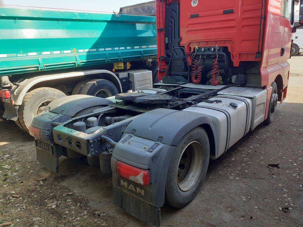 MAN TGX18.460 XLX Motorschaden/engine damage - Tractor head: gambar 3 MAN TGX18.460 XLX Motorschaden/engine damage - Tractor head: gambar 3