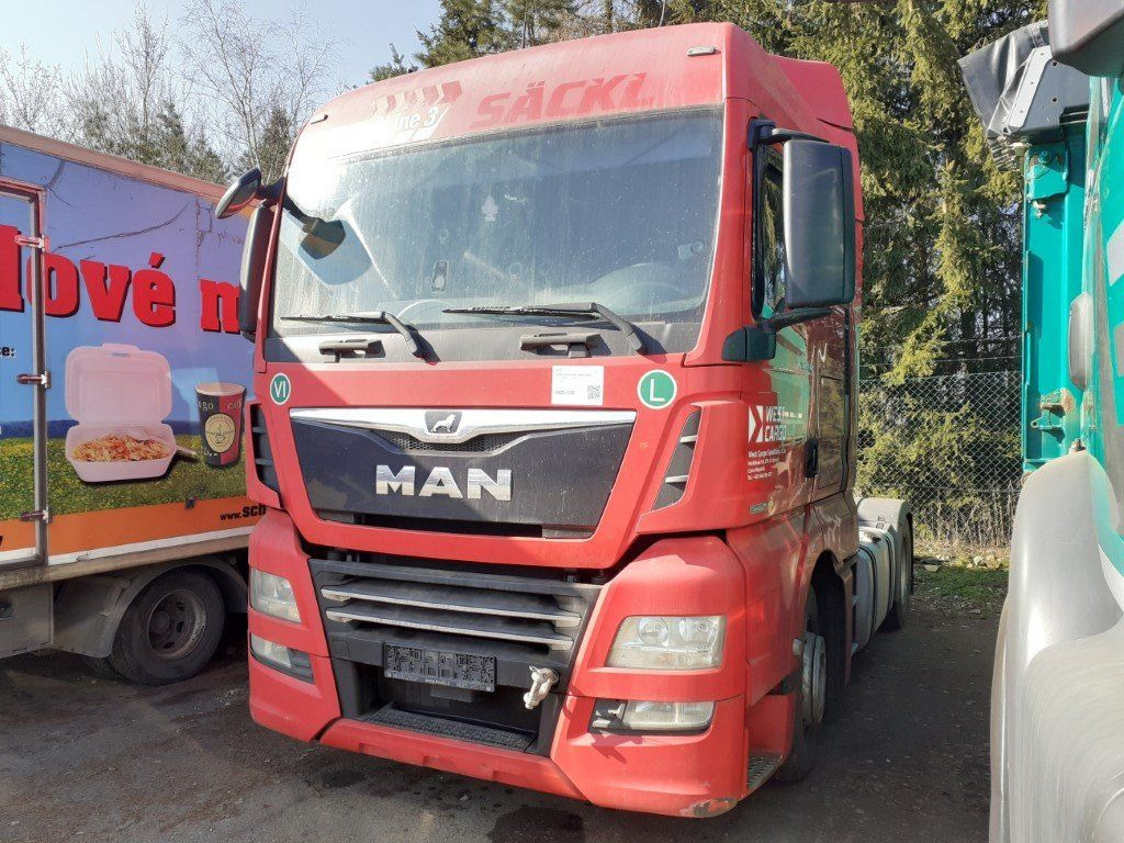 MAN TGX18.460 XLX Motorschaden/engine damage - Tractor head: gambar 2 MAN TGX18.460 XLX Motorschaden/engine damage - Tractor head: gambar 2