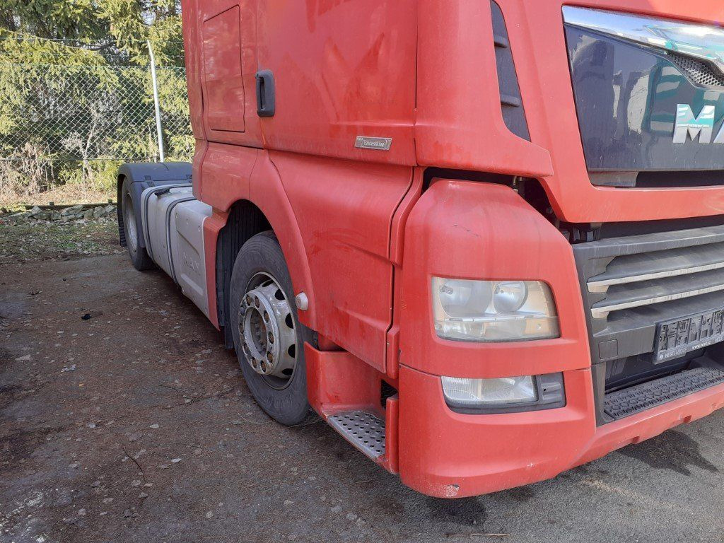 MAN TGX18.460 XLX Motorschaden/engine damage - Tractor head: gambar 5 MAN TGX18.460 XLX Motorschaden/engine damage - Tractor head: gambar 5