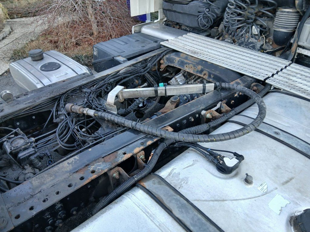 Tractor head MAN TGX18.480 XLX Euro 5 EEV standard manual: gambar 7 Tractor head MAN TGX18.480 XLX Euro 5 EEV standard manual: gambar 7