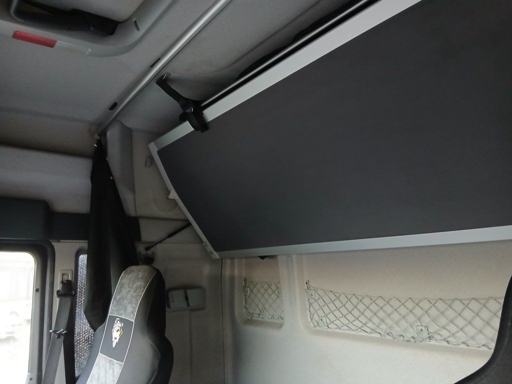 Tractor head MAN TGX18.480 XLX Euro 5 EEV standard manual: gambar 18 Tractor head MAN TGX18.480 XLX Euro 5 EEV standard manual: gambar 18