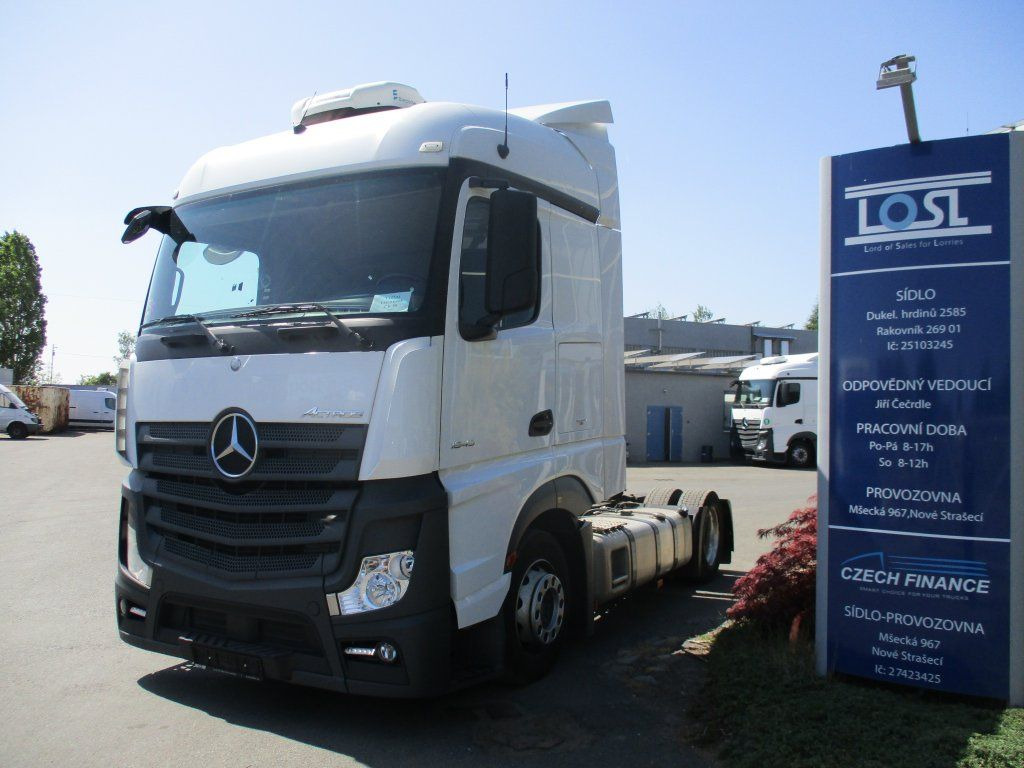 Mercedes-Benz 1845 Actros EURO 6 MEGA/lowdeck - Tractor head: gambar 1 Mercedes-Benz 1845 Actros EURO 6 MEGA/lowdeck - Tractor head: gambar 1