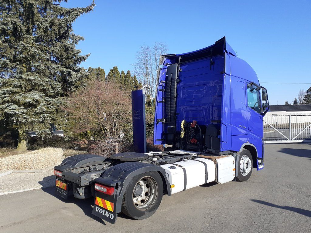 Volvo FH500 Globetrotter EURO 6 MEGA/lowdeck - Tractor head: gambar 4 Volvo FH500 Globetrotter EURO 6 MEGA/lowdeck - Tractor head: gambar 4