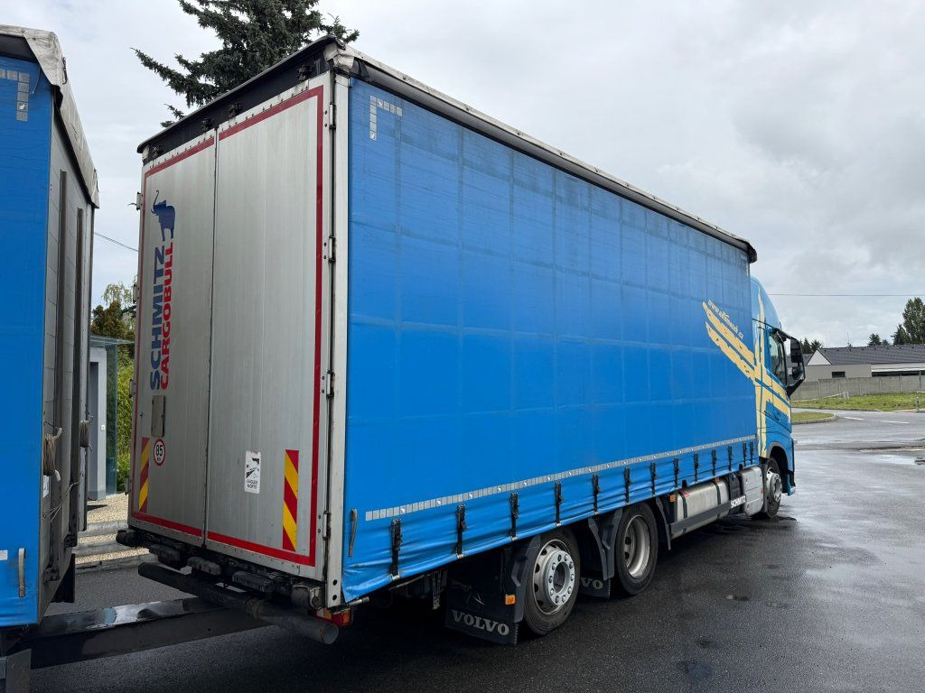 Volvo FH500 6x2 Euro 6 + Schmitz - Truk dengan terpal samping: gambar 3 Volvo FH500 6x2 Euro 6 + Schmitz - Truk dengan terpal samping: gambar 3