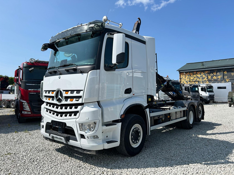 Mercedes-Benz AROCS + JOAB 20t | TULOSSA - Hook lift: gambar 1 Mercedes-Benz AROCS + JOAB 20t | TULOSSA - Hook lift: gambar 1