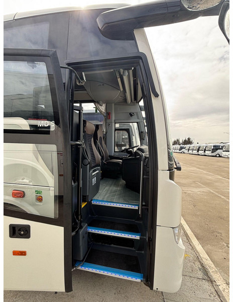 Temsa MD9 / 34+1+1 ISTUMAPAIKKAA / ILMASTOINTI / WC / WEBASTO / JÄÄKAAPPI - Bus pariwisata: gambar 4 Temsa MD9 / 34+1+1 ISTUMAPAIKKAA / ILMASTOINTI / WC / WEBASTO / JÄÄKAAPPI - Bus pariwisata: gambar 4