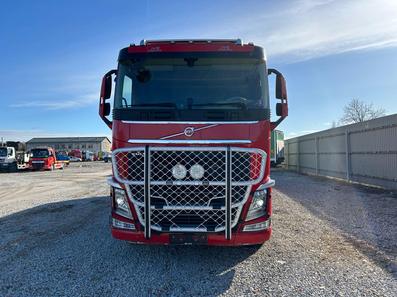 Volvo FH 500 8x4*4 KORP&SON 10000 + 10500 l / VACUUM Vacustar W1600R / PRESSURE Uraca KF716 - 350 l/min - 170 bar / TULOSSA - Truk vakum: gambar 3 Volvo FH 500 8x4*4 KORP&SON 10000 + 10500 l / VACUUM Vacustar W1600R / PRESSURE Uraca KF716 - 350 l/min - 170 bar / TULOSSA - Truk vakum: gambar 3