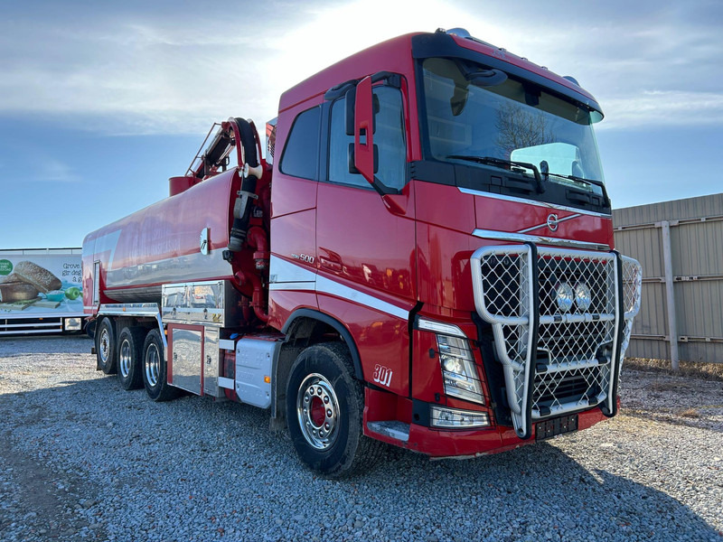 Volvo FH 500 8x4*4 KORP&SON 10000 + 10500 l / VACUUM Vacustar W1600R / PRESSURE Uraca KF716 - 350 l/min - 170 bar / TULOSSA - Truk vakum: gambar 2 Volvo FH 500 8x4*4 KORP&SON 10000 + 10500 l / VACUUM Vacustar W1600R / PRESSURE Uraca KF716 - 350 l/min - 170 bar / TULOSSA - Truk vakum: gambar 2