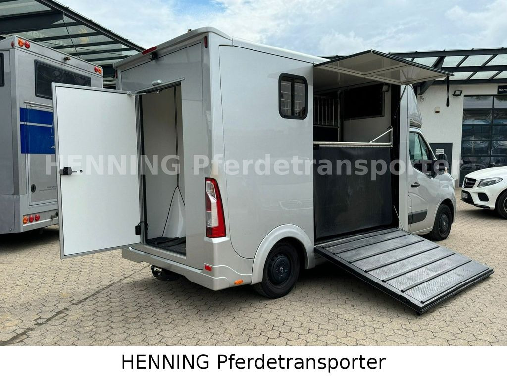 Renault Master 3 - Sitzer Renault Master 3 - Sitzer - Truk pengangkut kuda: gambar 4 Renault Master 3 - Sitzer Renault Master 3 - Sitzer - Truk pengangkut kuda: gambar 4