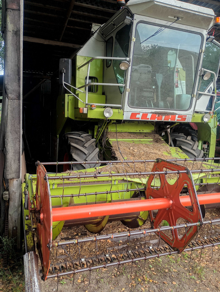 Claas dominator 96s - Mesin pemanen: gambar 2 Claas dominator 96s - Mesin pemanen: gambar 2