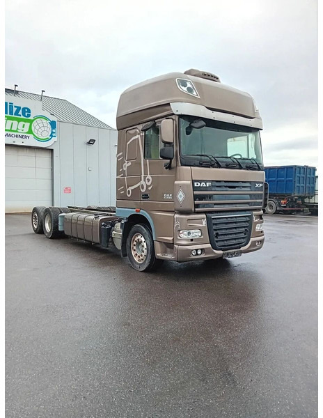 DAF XF 105.510 6x2 - Truk sasis: gambar 1 DAF XF 105.510 6x2 - Truk sasis: gambar 1