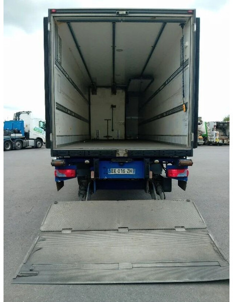 MAN TGM 18.340 chereau - Carrier - Truk berpendingin: gambar 4 MAN TGM 18.340 chereau - Carrier - Truk berpendingin: gambar 4