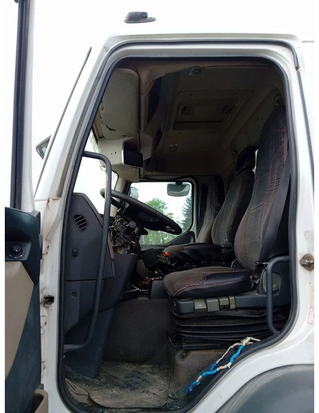 Renault Premium 320 6x2 - Truk sampah: gambar 5 Renault Premium 320 6x2 - Truk sampah: gambar 5