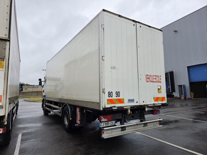 Scania R360 - Truk box: gambar 2 Scania R360 - Truk box: gambar 2