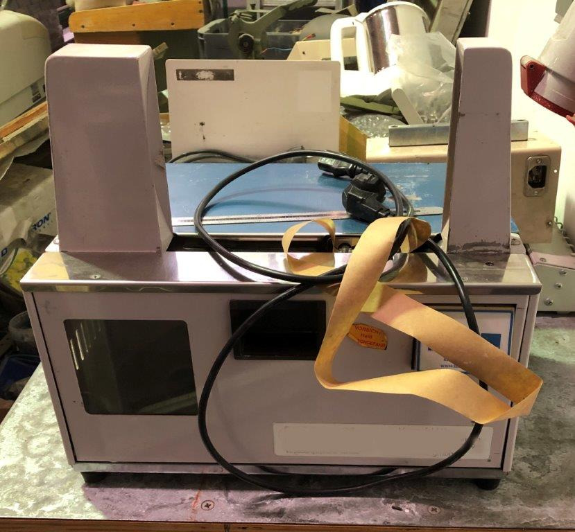 Automatic table banding machine COM 24-30 - Mesin pengemas: gambar 1 Automatic table banding machine COM 24-30 - Mesin pengemas: gambar 1