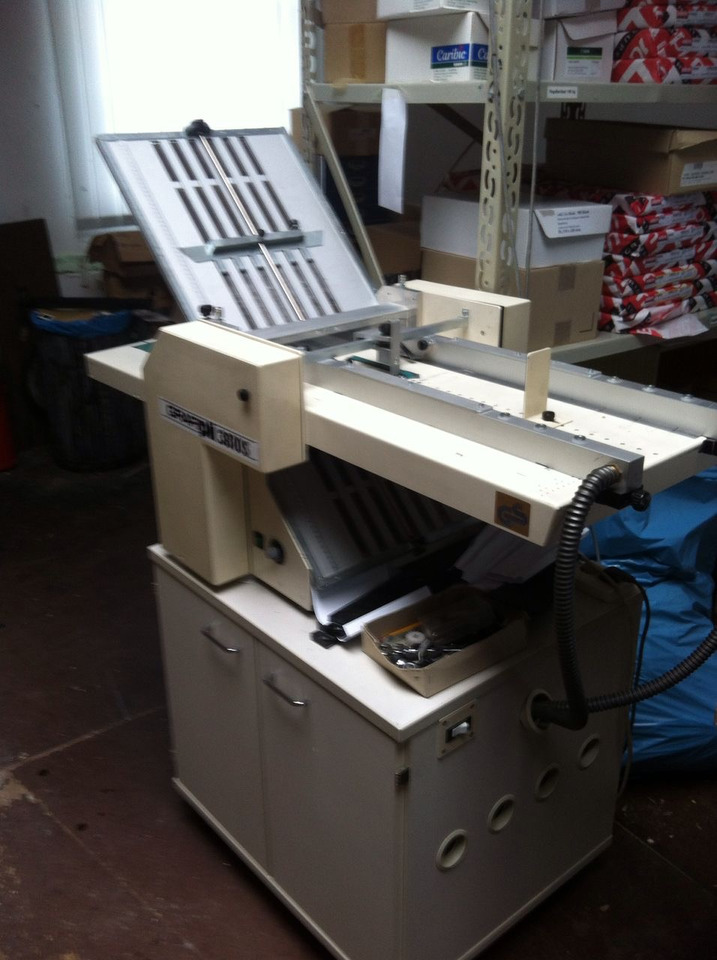 Grafipli 3810 S folding machine - Mesin lipat: gambar 3 Grafipli 3810 S folding machine - Mesin lipat: gambar 3