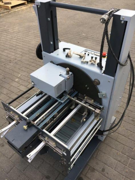 Horizon MKU 54 cross-fold unit - Mesin lipat: gambar 1 Horizon MKU 54 cross-fold unit - Mesin lipat: gambar 1