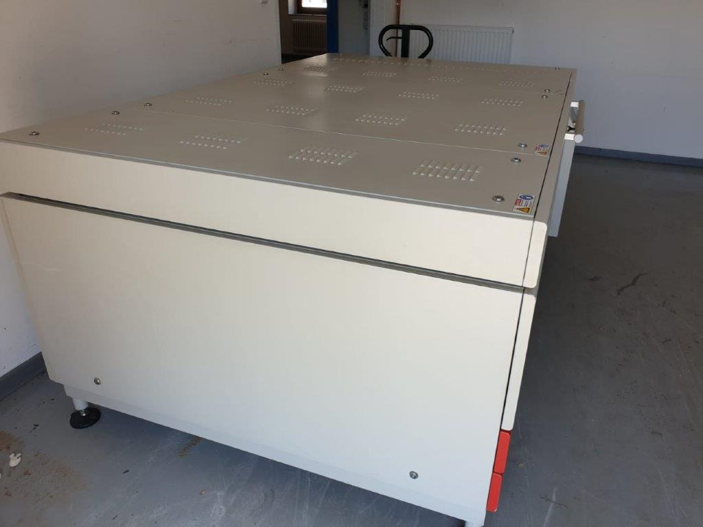 Light Finisher Dupont Cyrel 4260 Expo - Mesin percetakan: gambar 5 Light Finisher Dupont Cyrel 4260 Expo - Mesin percetakan: gambar 5