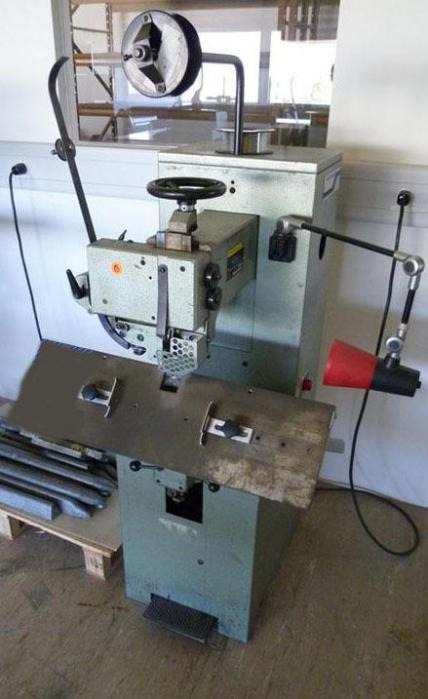 Muller Martini 271 Wire Stitching Machine - Mesin percetakan: gambar 1 Muller Martini 271 Wire Stitching Machine - Mesin percetakan: gambar 1