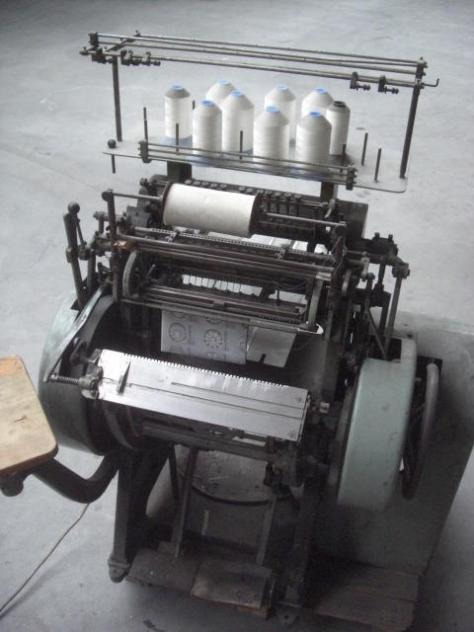 Muller Martini FK II V Semi Automatic Thread Sewing Machine - Mesin percetakan: gambar 1 Muller Martini FK II V Semi Automatic Thread Sewing Machine - Mesin percetakan: gambar 1