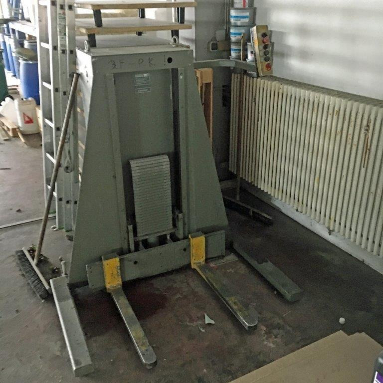 Polar Mohr L 600-G-3 fork lift with adjustable forks - Peralatan gudang: gambar 1 Polar Mohr L 600-G-3 fork lift with adjustable forks - Peralatan gudang: gambar 1