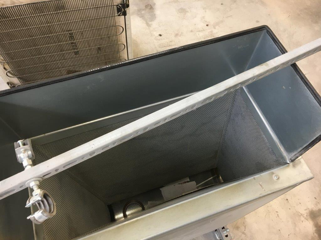 Polar Mohr chip extraction hopper - Mesin potong kertas: gambar 3 Polar Mohr chip extraction hopper - Mesin potong kertas: gambar 3