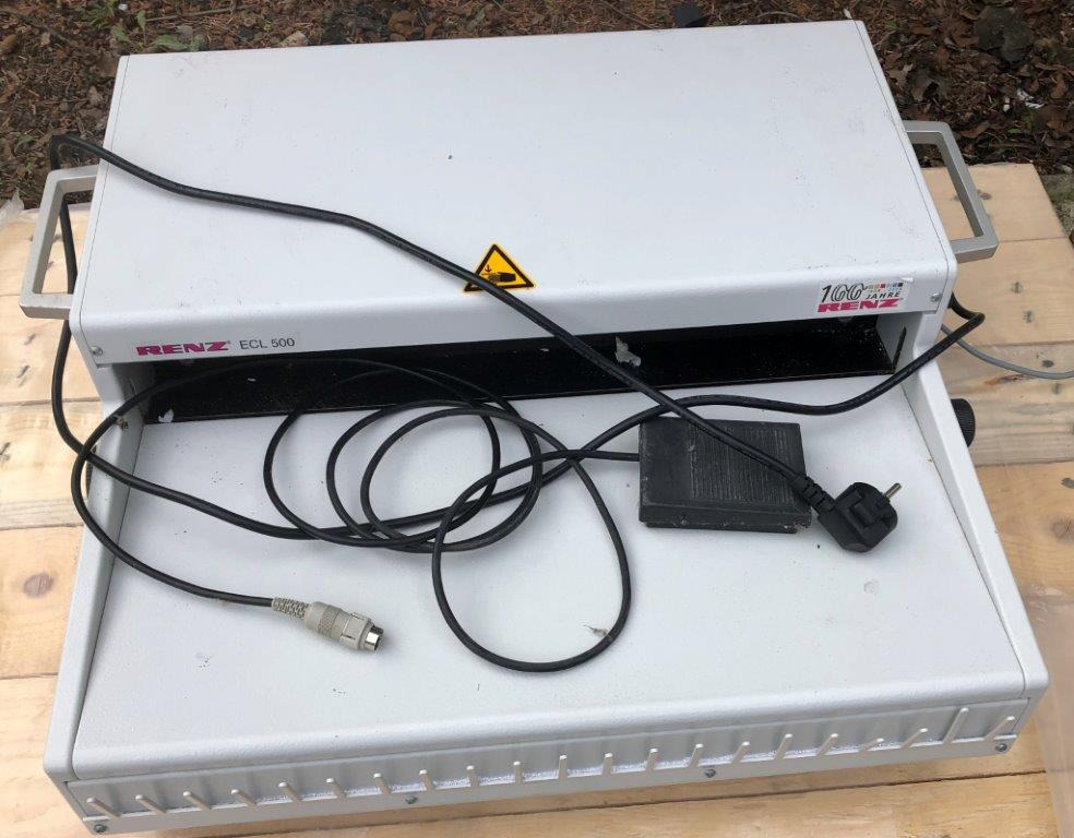 Renz ECL 500 electric closing machine for wire comb bindings - Mesin penjilid: gambar 1 Renz ECL 500 electric closing machine for wire comb bindings - Mesin penjilid: gambar 1