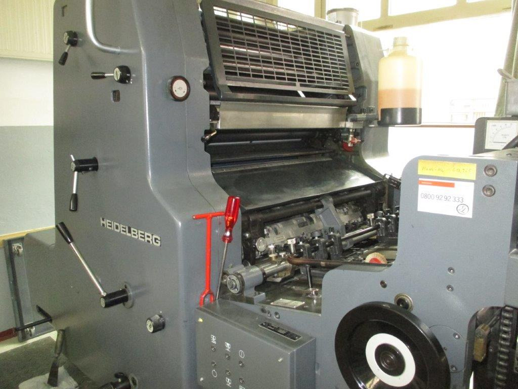 Single-Color Heidelberger M-Offset printing machine with cito system for perforation and creasing - Mesin offset: gambar 1 Single-Color Heidelberger M-Offset printing machine with cito system for perforation and creasing - Mesin offset: gambar 1