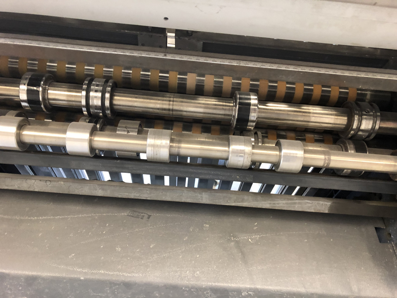 Stahlfolder Topline TD 66-4 with DCT control 3.tes buckle plate folder Heidelberg - Mesin lipat: gambar 2 Stahlfolder Topline TD 66-4 with DCT control 3.tes buckle plate folder Heidelberg - Mesin lipat: gambar 2