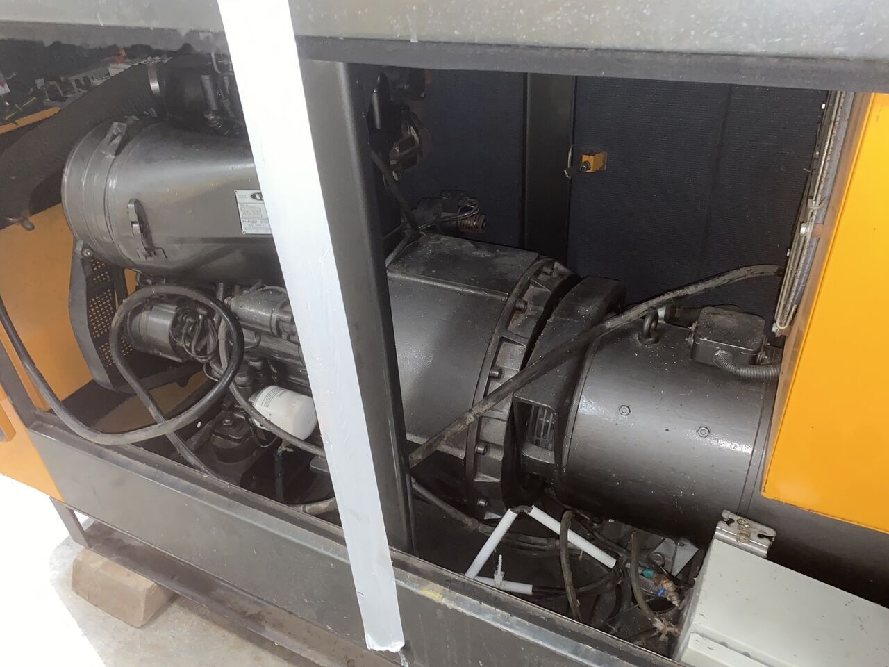 SDMO 20 kVa - Genset: gambar 2 SDMO 20 kVa - Genset: gambar 2