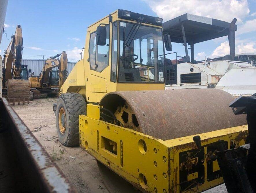 Bomag BW216 D-3 - Pemadat: gambar 1 Bomag BW216 D-3 - Pemadat: gambar 1