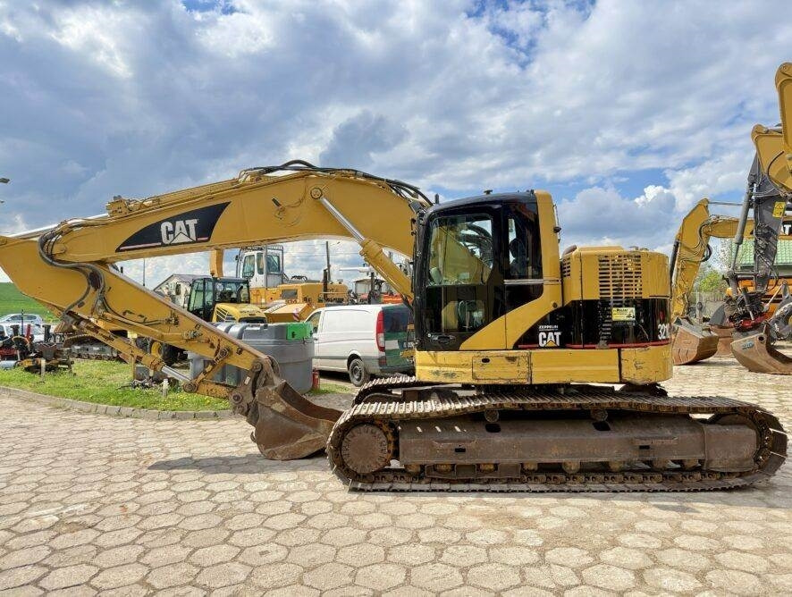 CAT 321C LCR - Ekskavator perayap: gambar 1 CAT 321C LCR - Ekskavator perayap: gambar 1