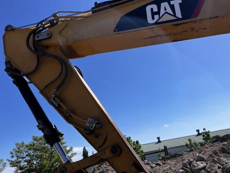 Ekskavator perayap CAT 329DLN: gambar 17