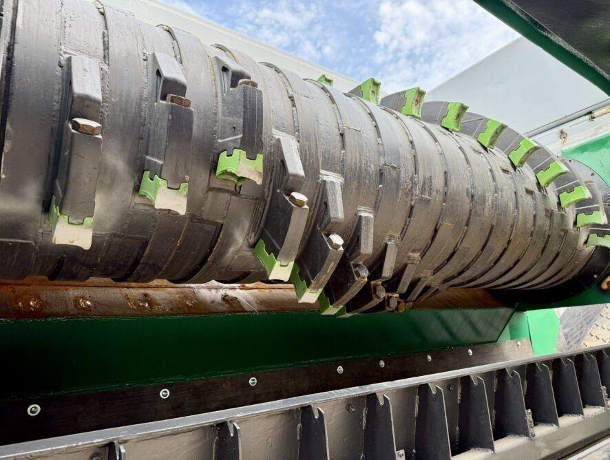 Komptech Terminator 5000S Hook - Mesin penghancur sampah: gambar 2 Komptech Terminator 5000S Hook - Mesin penghancur sampah: gambar 2