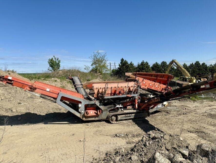 Sandvik QE330 - Screener: gambar 2 Sandvik QE330 - Screener: gambar 2