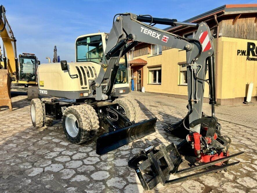 Terex TW70 - Ekskavator roda: gambar 3 Terex TW70 - Ekskavator roda: gambar 3