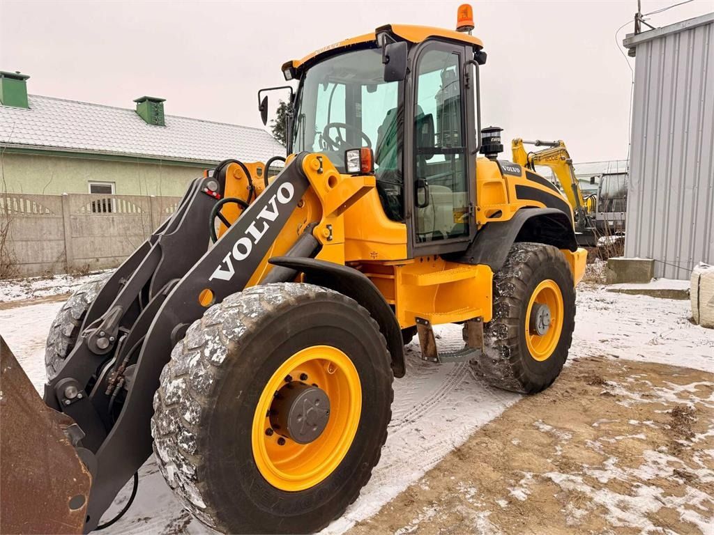 Volvo L50F - Wheel loader: gambar 5 Volvo L50F - Wheel loader: gambar 5