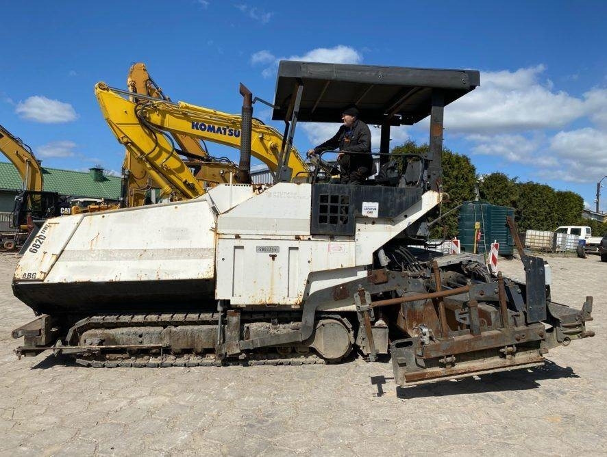 Volvo TITAN 6820 - Paver aspal: gambar 5 Volvo TITAN 6820 - Paver aspal: gambar 5