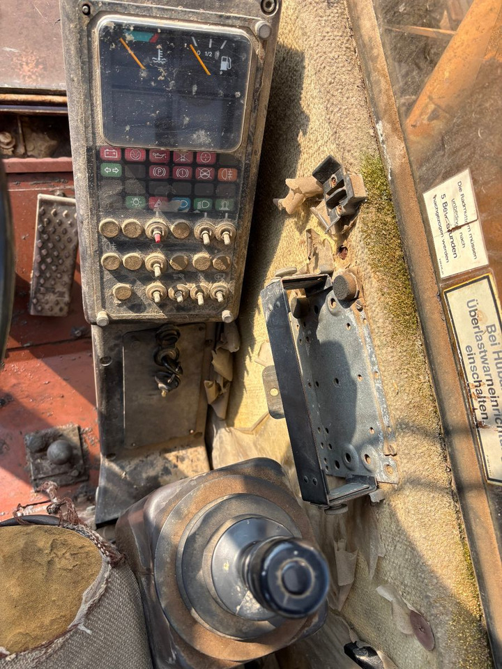 Case 1088 P4A - Ekskavator roda: gambar 5 Case 1088 P4A - Ekskavator roda: gambar 5