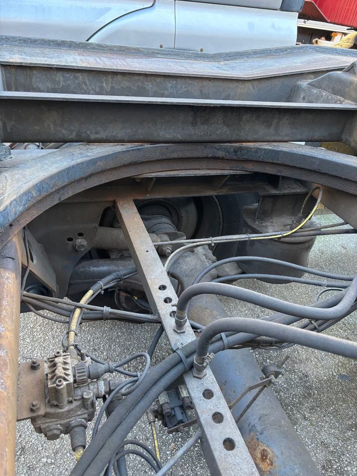 Jung R. TOP ZUSTAND / MICHELIN Ber. - Trailer lewati: gambar 3 Jung R. TOP ZUSTAND / MICHELIN Ber. - Trailer lewati: gambar 3