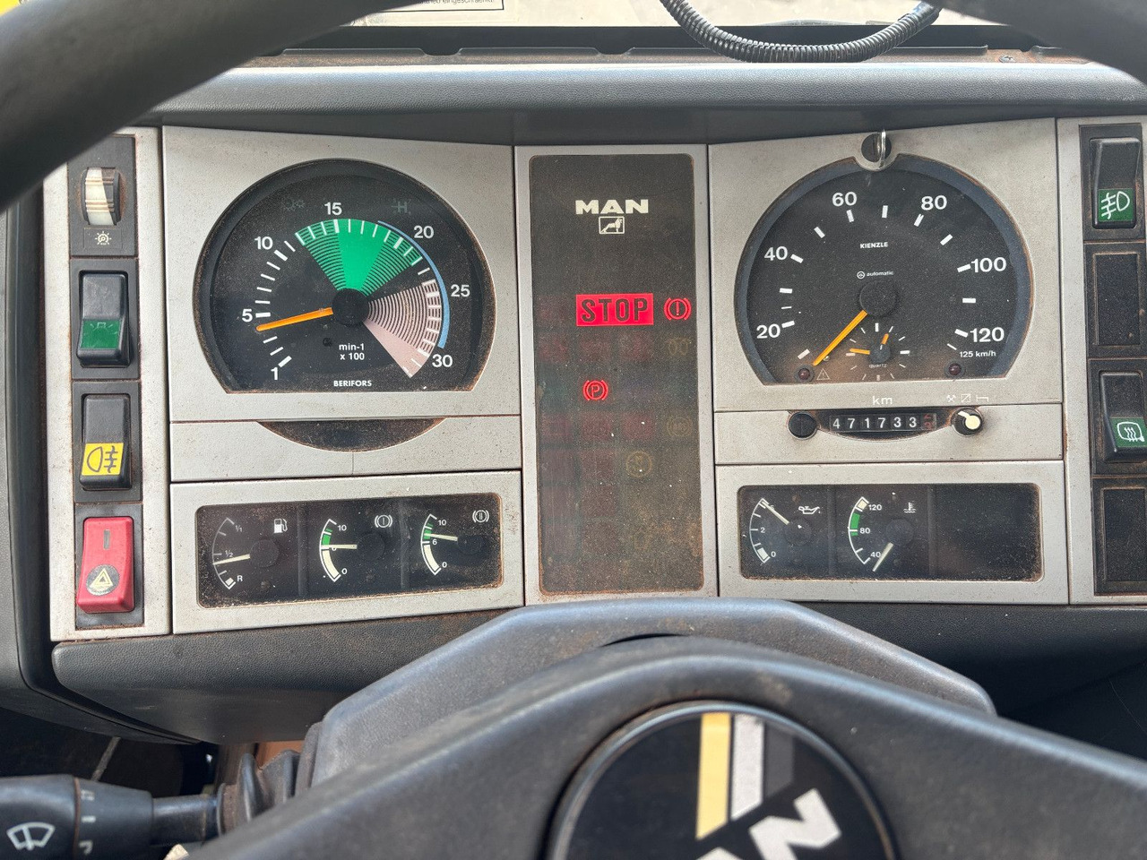 MAN 14.224 12.220 4x4 Meiller 3 Seitenkipper - Truk jungkit: gambar 5 MAN 14.224 12.220 4x4 Meiller 3 Seitenkipper - Truk jungkit: gambar 5