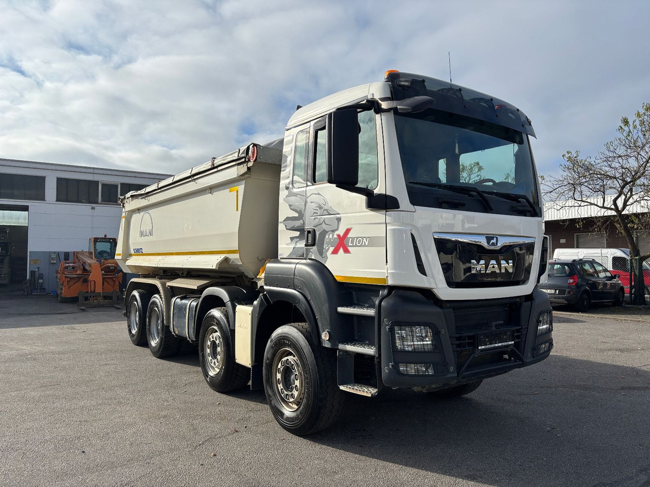 MAN TGS41.510 8x4 Schmitz Muldenkipper Retarder/19m³ - Truk jungkit: gambar 2 MAN TGS41.510 8x4 Schmitz Muldenkipper Retarder/19m³ - Truk jungkit: gambar 2