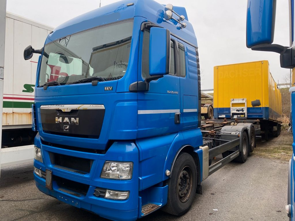 MAN TGX 26.440 EEV /Retarder/Lift/StandHei/2 Stück MAN TGX 26.440 EURO V EEV 2 Stück - Pengangkut kontainer/ Container truck: gambar 1 MAN TGX 26.440 EEV /Retarder/Lift/StandHei/2 Stück MAN TGX 26.440 EURO V EEV 2 Stück - Pengangkut kontainer/ Container truck: gambar 1