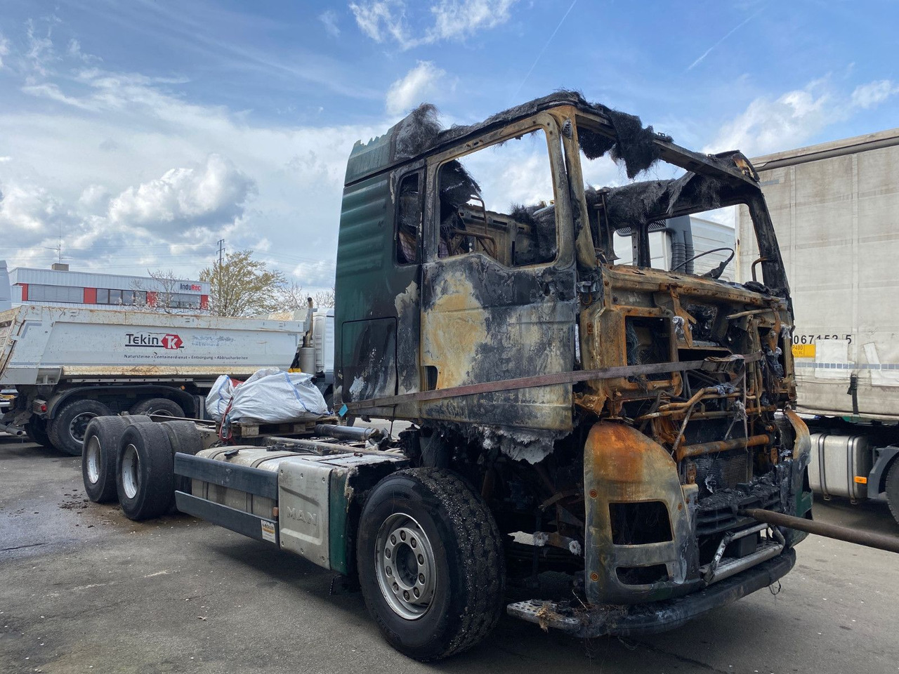 MAN TGX 26.580 6x4 - Truk sasis: gambar 1 MAN TGX 26.580 6x4 - Truk sasis: gambar 1