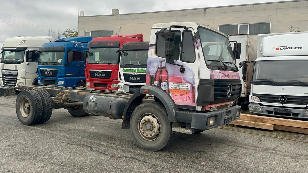 Mercedes-Benz 1820 AP Achse/Blatt/5x vorhanden - Truk sasis: gambar 1 Mercedes-Benz 1820 AP Achse/Blatt/5x vorhanden - Truk sasis: gambar 1